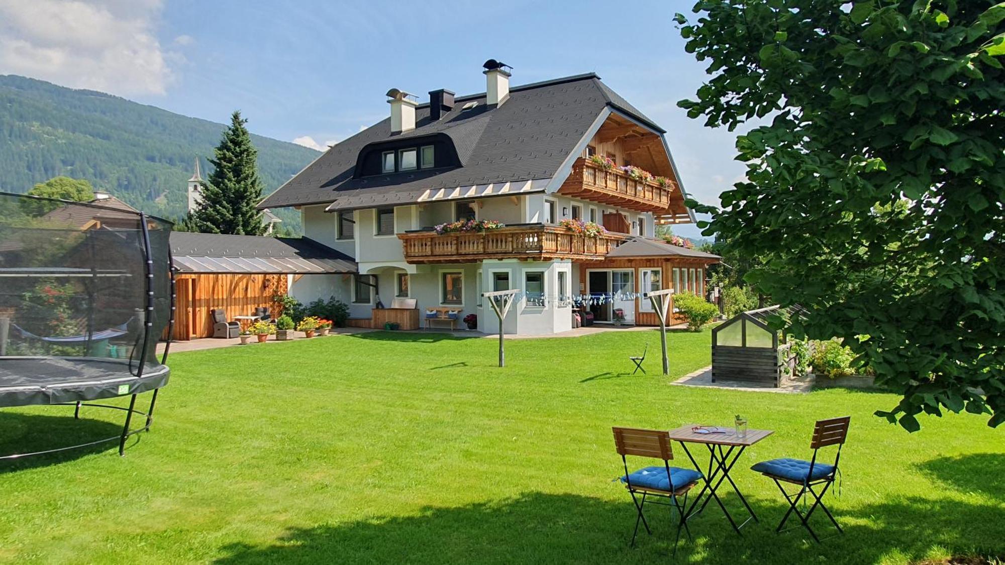 Ferienwohnungen Haus-Holzer Mauterndorf  Dış mekan fotoğraf